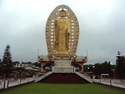 Statue over Budhism temple in clementown